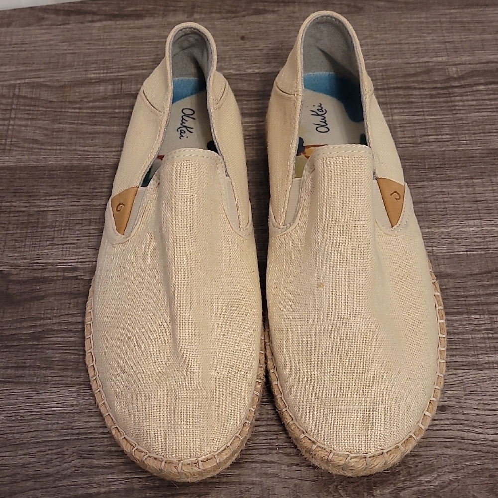 OluKai Cream Espadrilles Natural Fabric Slip-Ons